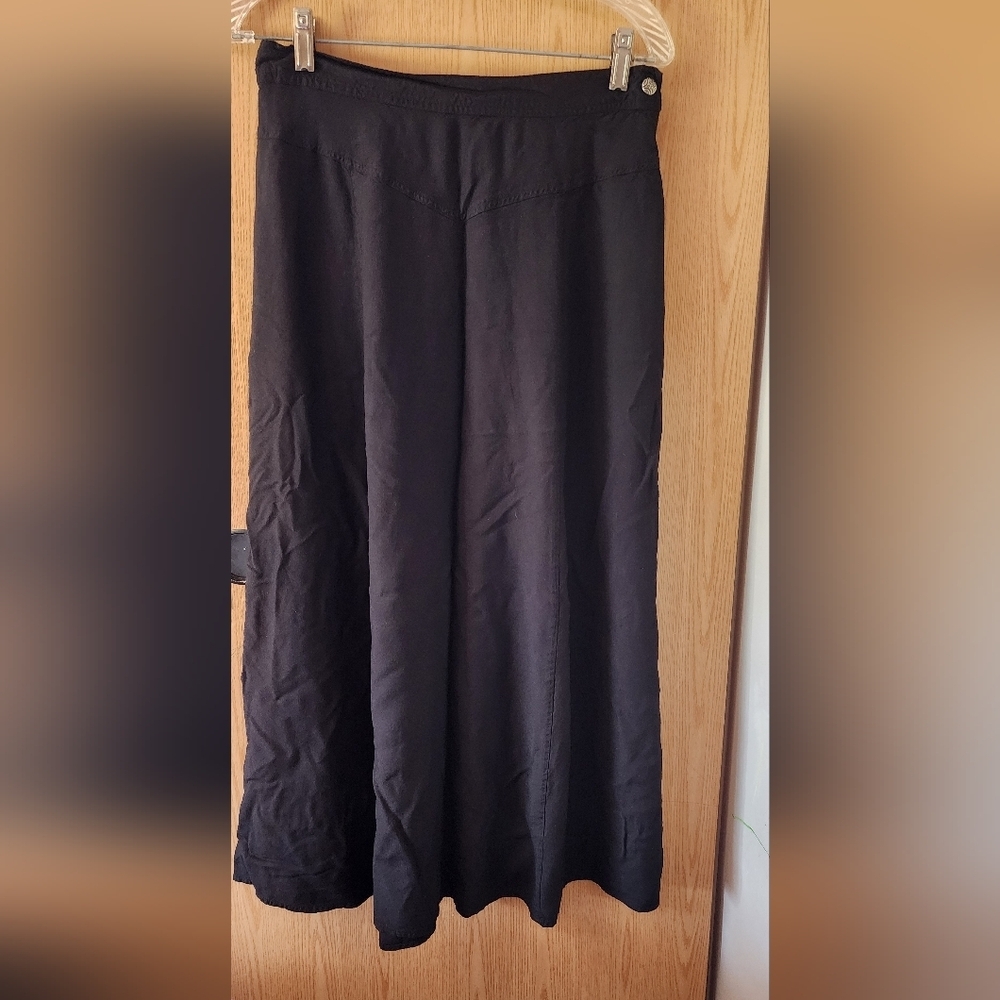 Elegant Black Women's Skirt
